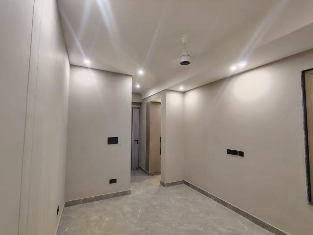 Resale | 2 BHK + Pooja Room 1406 Sq.Ft. Apartment in M3M Skywalk