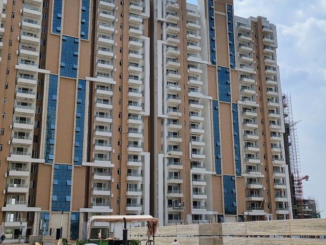 Resale | 2 BHK + Pooja Room 1455 Sq.Ft. Apartment in Kashish Manor One