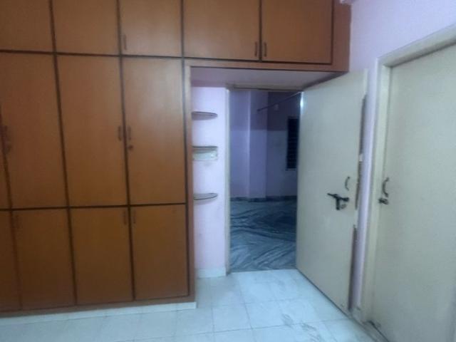 Resale | 2 BHK + Pooja Room 30 Sq.Yd. Apartment in Begumpet