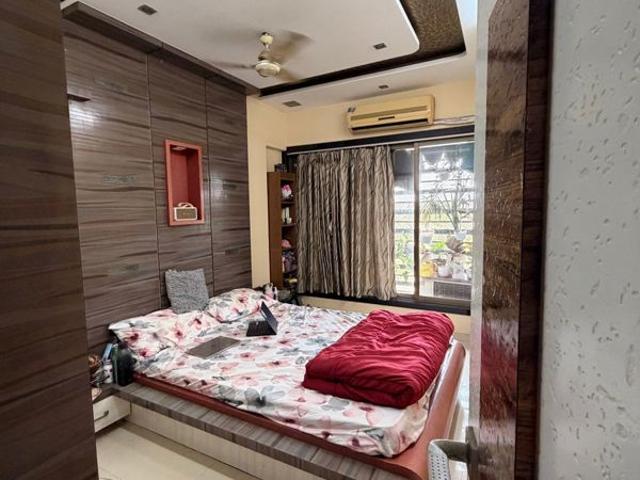 Resale | 2 BHK + Pooja Room,Extra Room 1000 Sq.Ft. Apartment in Subhash CHS