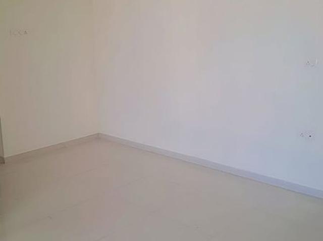 Resale | 2 BHK + Pooja Room,Extra Room 550 Sq.Ft. Apartment in Dynamic Crest