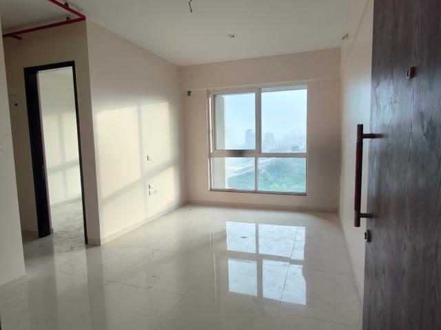 Resale | 2 BHK + Pooja Room,Extra Room 517 Sq.Ft. Apartment in Sheth Zuri