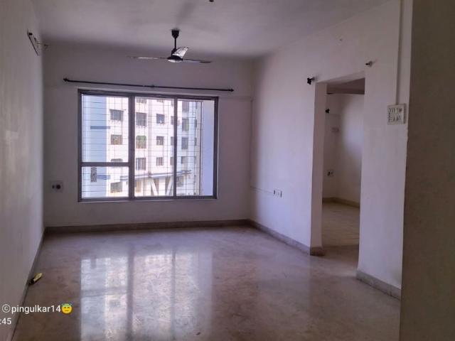 Resale | 2 BHK + Pooja Room,Extra Room 710 Sq.Ft. Apartment in Llyod Estate