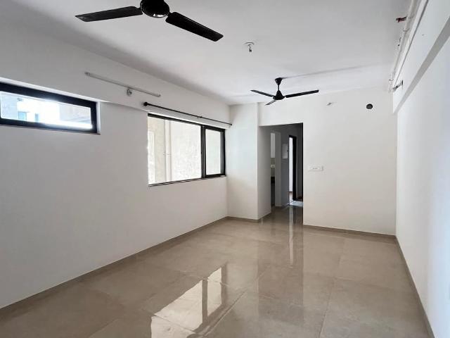 Resale | 2 BHK + Pooja Room,Extra Room 734 Sq.Ft. Apartment in Lodha Palava Downtown