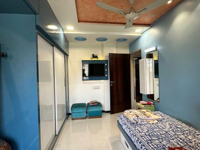 Resale | 2 BHK + Pooja Room,Extra Room 890 Sq.Ft. Apartment in Thakur Gayatri Satsang