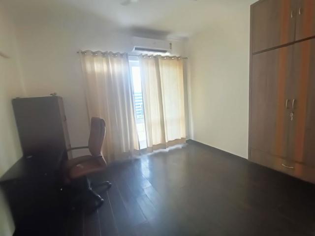 Resale | 2 BHK + Pooja Room,Servant Room 1125 Sq.Ft. Apartment in Unitech The Residences Sector 33