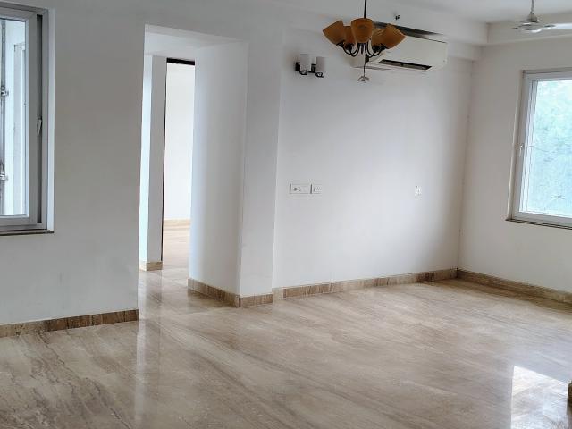 Resale | 2 BHK + Pooja Room,Servant Room 1715 Sq.Ft. Apartment in Kashish Manor One