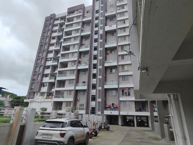 Resale | 2 BHK + Pooja Room,Servant Room,Extra Room,Store Room 1020 Sq.Ft. Apartment in Mahesh El Regalo