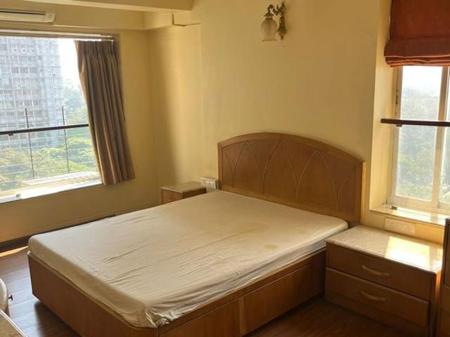 Resale | 2 BHK + Pooja Room,Servant Room,Study Room 981 Sq.Ft. Apartment in Cuffe Parade