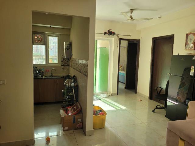 Resale | 2 BHK + Pooja Room,Servant Room,Study Room,Extra Room,Basement,Store Room 1310 Sq.Ft. Apartment in Gaurs Siddhartham