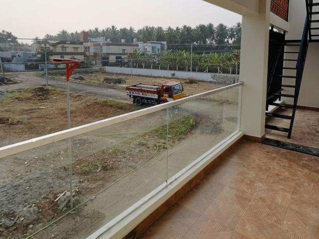 Resale | 2 BHK + Pooja Room,Servant Room,Study Room,Extra Room 1200 Sq.Ft. Villa in Bommasandra