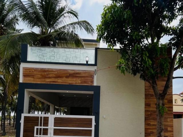 Resale | 2 BHK + Pooja Room,Servant Room,Study Room,Extra Room 960 Sq.Ft. Villa in Bidadi