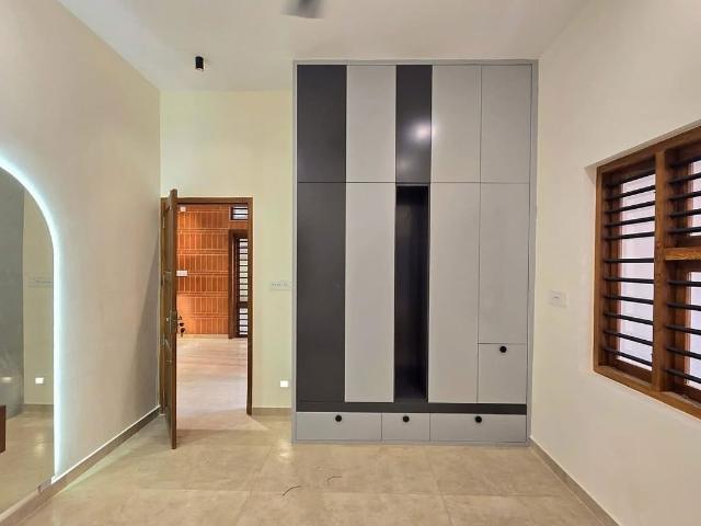 Resale | 2 BHK + Pooja Room,Servant Room,Study Room,Extra Room 960 Sq.Ft. Villa in Electronic City Phase II