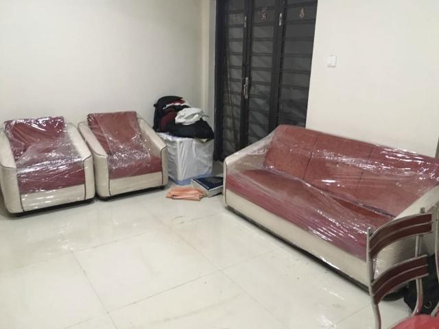 Resale | 2 BHK + Pooja Room,Study Room,Extra Room 1300 Sq.Ft. Apartment in Mainland Camelot Royale