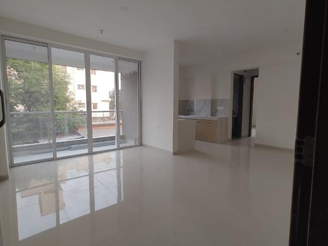 Resale | 2 BHK + Pooja Room,Study Room,Extra Room 950 Sq.Ft. Apartment in Wadgaon Sheri