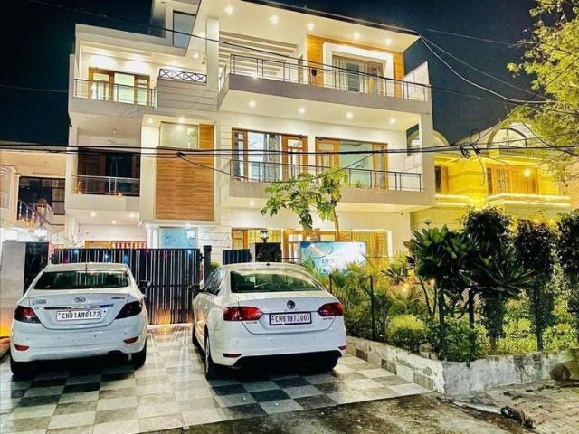 Resale | 2 BHK + Pooja Room,Study Room 1200 Sq.Ft. Villa in Aditi Nataura