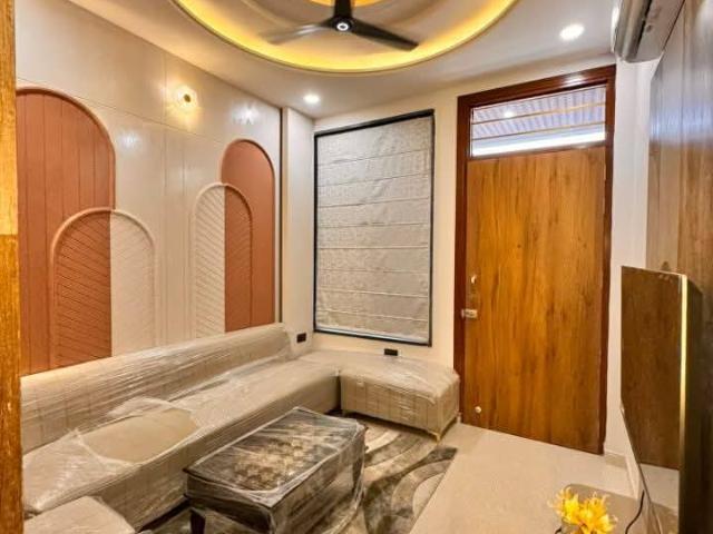 Resale | 2 BHK + Pooja Room,Study Room 700 Sq.Ft. Apartment in Palam Colony
