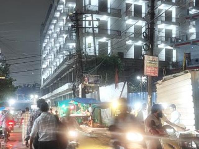 Resale | 2 BHK + Prayer Room 1000 Sq.Ft. Apartment in Pratap Vihar GDA Flats