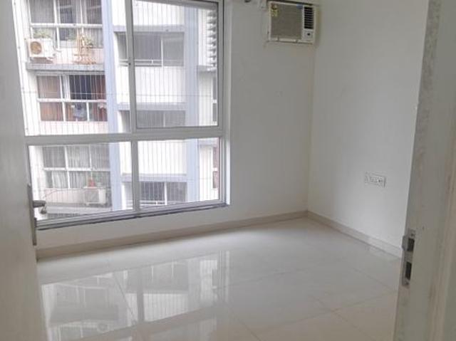Resale | 2 BHK + Prayer Room 751 Sq.Ft. Apartment in Godrej Central