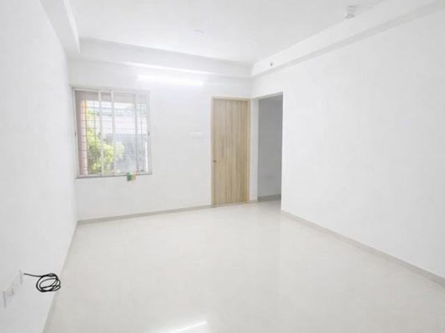 Resale | 2 BHK + 800 Sq.Ft. Apartment in Atul Pari Towers