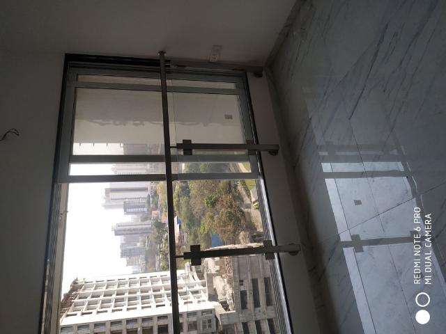 Resale | 2 BHK + Prayer Room 850 Sq.Ft. Apartment in Atul Horizon