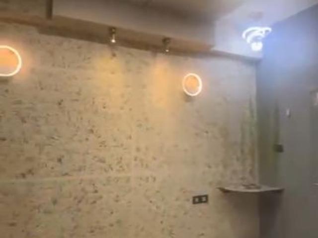 Resale | 2 BHK + Prayer Room 960 Sq.Ft. Apartment in Shipra Suncity