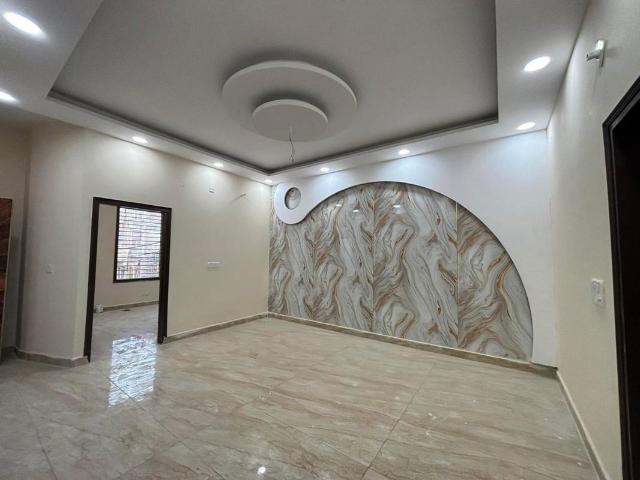 Resale | 2 BHK + Prayer Room,Extra Room 800 Sq.Ft. Apartment in Malleswaram
