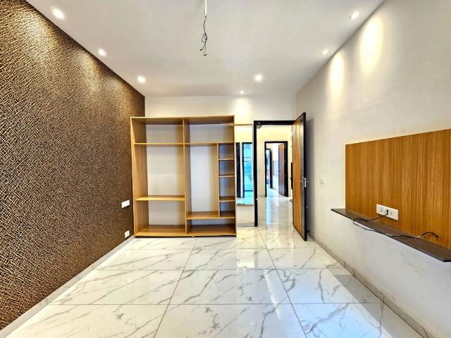 Resale | 2 BHK + Prayer Room,Extra Room 1200 Sq.Ft. Apartment in Siddapura
