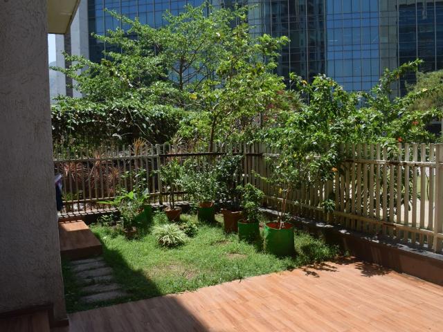 Resale | 2 BHK + Prayer Room,Servant Room,Study Room 1150 Sq.Ft. Apartment in Lodha Grandezza