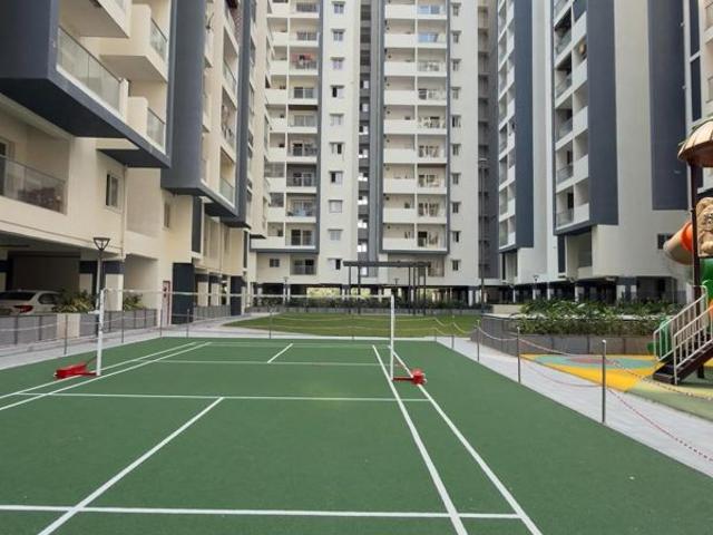 Resale | 2 BHK + Prayer Room,Servant Room,Study Room,Extra Room,Basement,Store Room 1269 Sq.Ft. Apartment in Vaishnavi Houdini