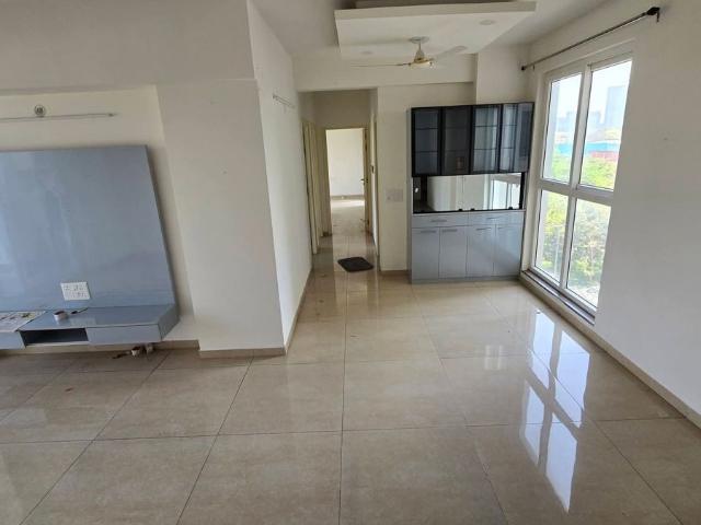 Resale | 2 BHK + Prayer Room,Servant Room 1330 Sq.Ft. Apartment in Tata La Vida