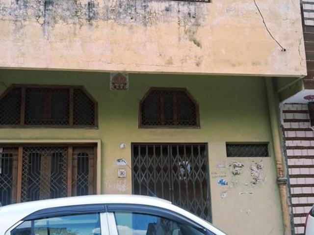 Resale | 2 BHK + Prayer Room,Study Room,Extra Room,Store Room 1200 Sq.Ft. Independent House in Kanpur Road
