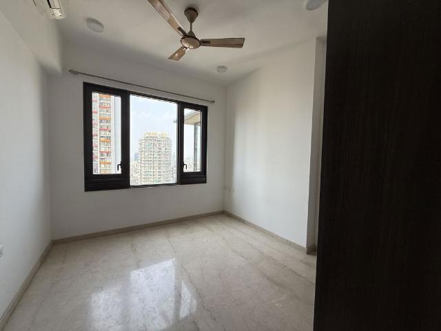 Resale | 2 BHK + Prayer Room,Store Room 893 Sq.Ft. Apartment in Lodha The Park