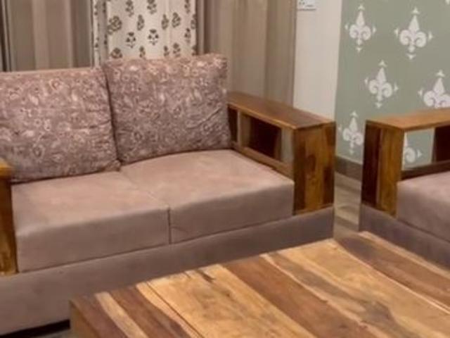 Resale | 2 BHK + Prayer Room,Store Room 1100 Sq.Ft. Apartment in Shipra Regal Apartment