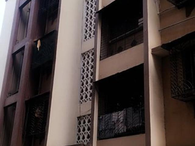Resale | 357 Sq.Ft. Apartment in Vijay Park