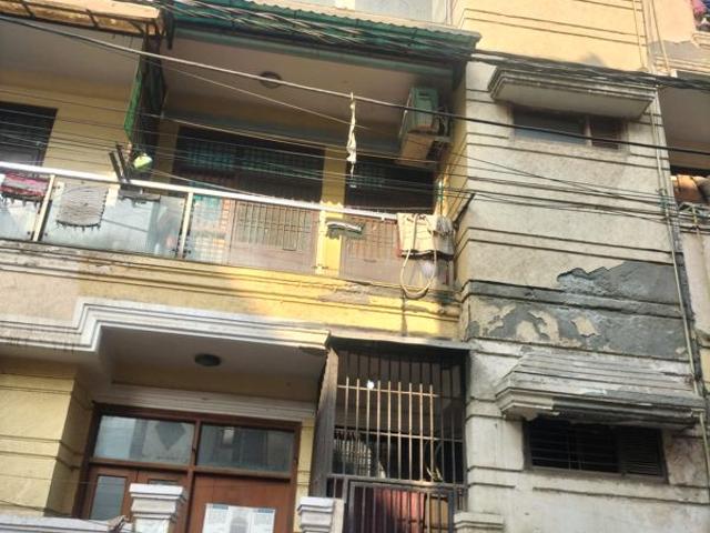 Resale | 400 Sq.Ft. Apartment in Loni