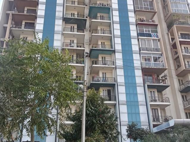 Resale | 448 Sq.Ft. Apartment in Jal Mahal