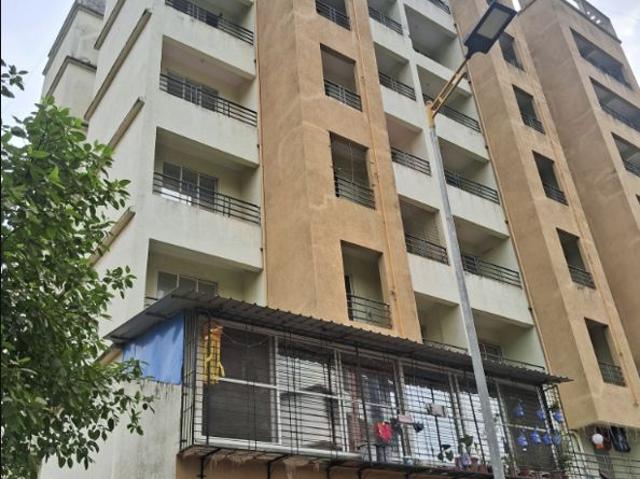 Resale | 440 Sq.Ft. Apartment in Lower Govind Nagar