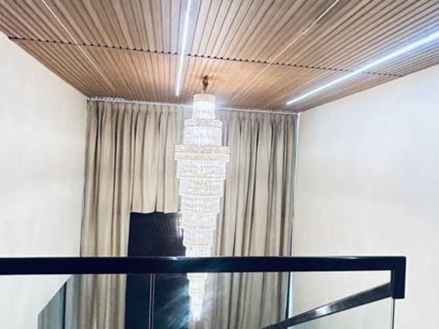 Resale | 4 BHK + 1040 Sq.Yd. Independent House in Vasant Vihar