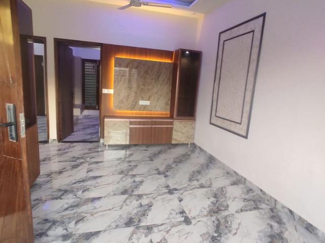 Resale | 4 BHK 107 Sq.Yd. Independent House in Sector 123