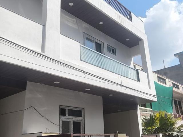Resale | 4 BHK 109 Sq.Yd. Villa in Ramnagar