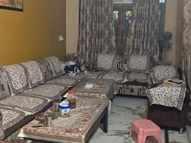 Resale | 4 BHK + 100 Sq.Yd. Independent House in Patel Nagar