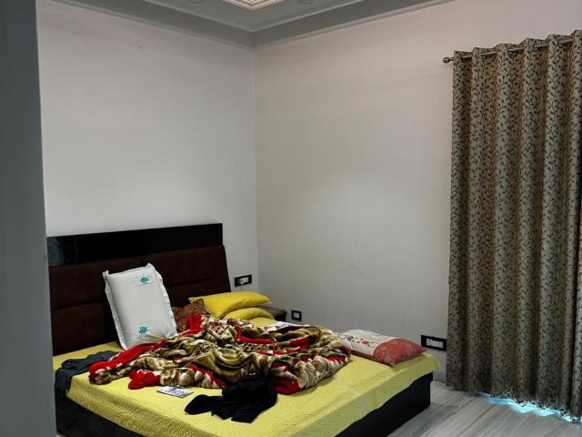 Resale | 4 BHK 100 Sq.Yd. Villa in Laxmi Villa