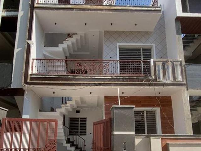 Resale | 4 BHK 115 Sq.Yd. Independent House in Rejoice Villa
