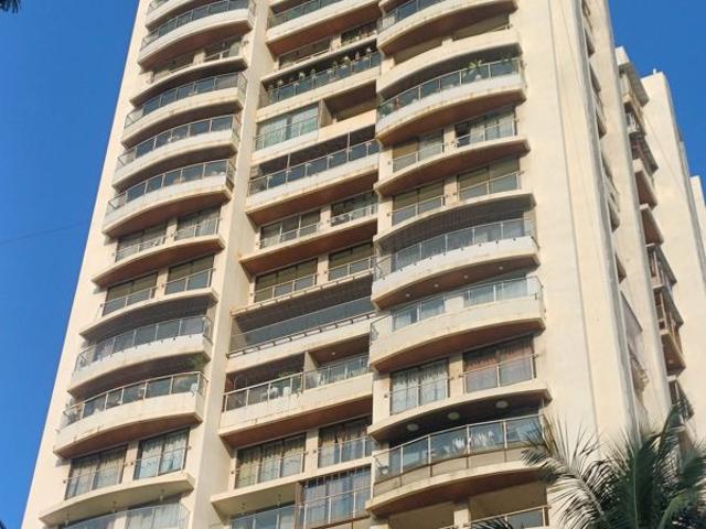 Resale | 4 BHK 1100 Sq.Ft. Apartment in DLH Sorrento