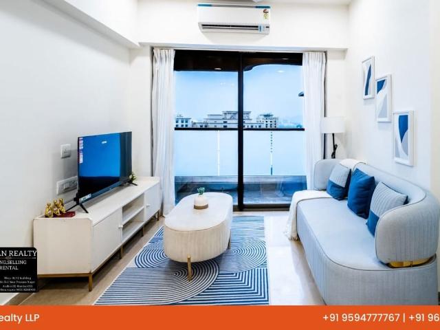 Resale | 4 BHK 1100 Sq.Ft. Apartment in Kanakia Silicon Valley