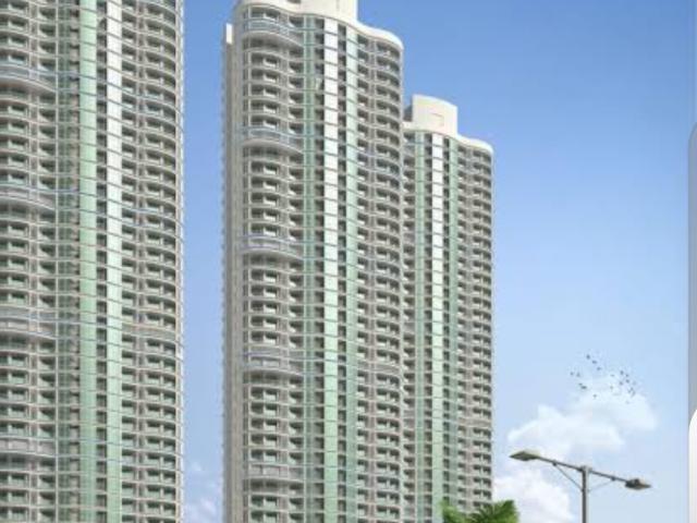 Resale | 4 BHK 1100 Sq.Ft. Apartment in Sunteck Avenue 2