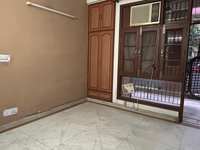Resale | 4 BHK + 112 Sq.Mt. Independent House in Sector 47
