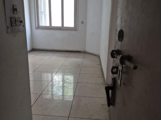 Resale | 4 BHK 1350 Sq.Ft. Apartment in Mayur Vihar