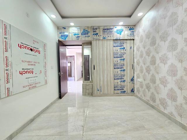 Resale | 4 BHK + 1385 Sq.Ft. Apartment in Panvel